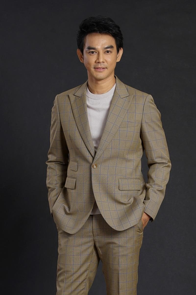 Patiparn Pataweekarn